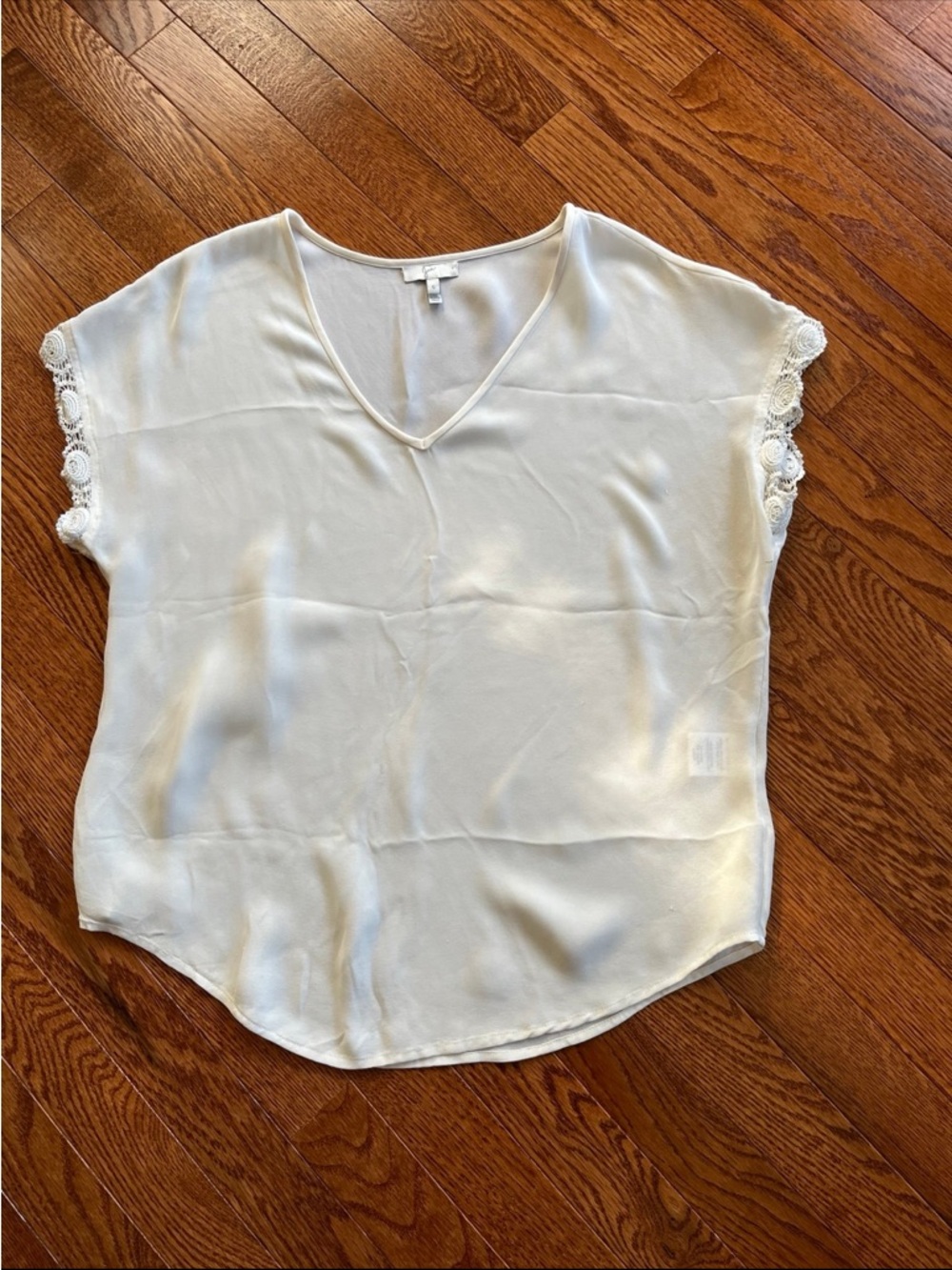 NWOT Joie silk blouse